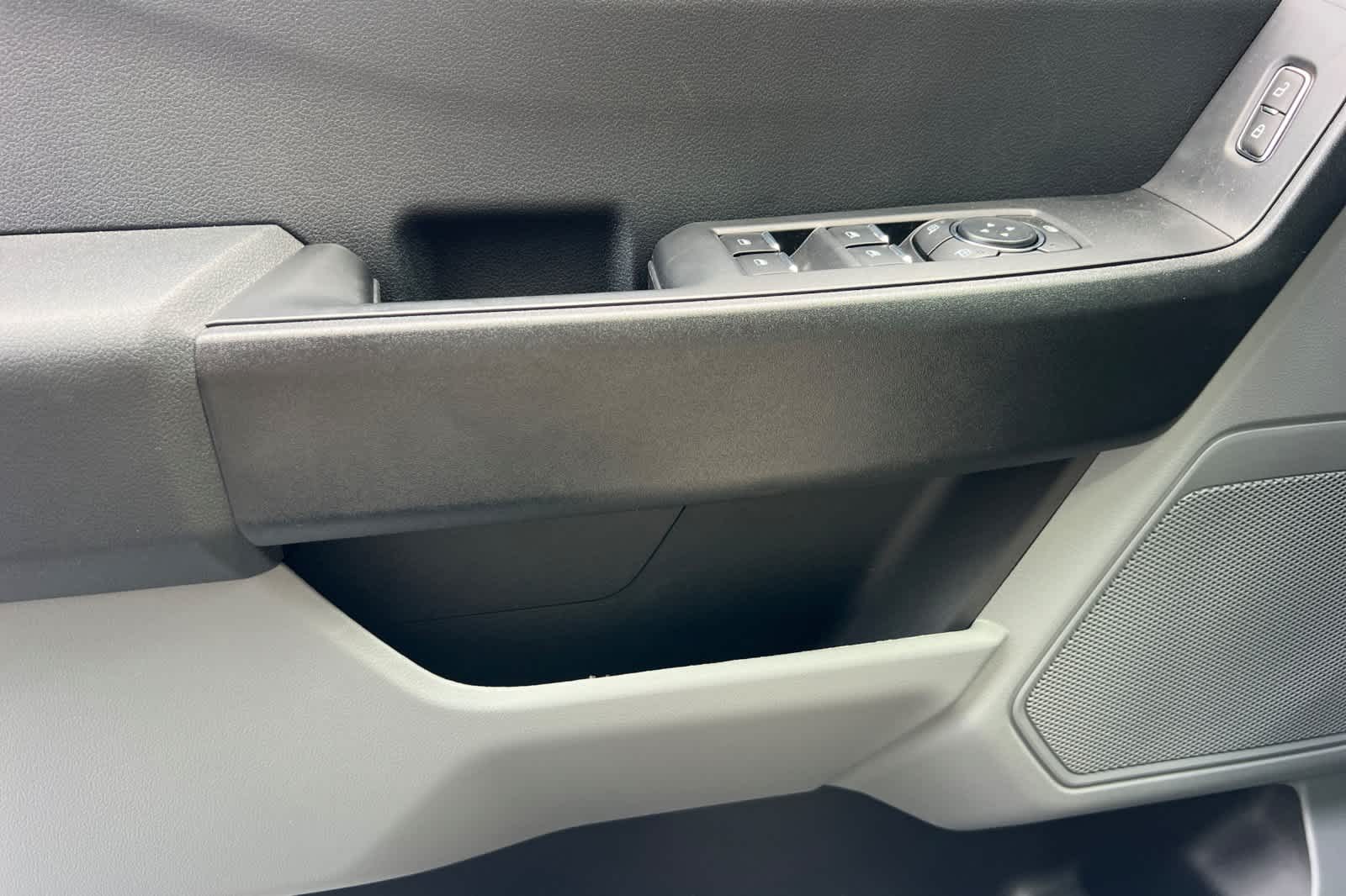 Thumbnail: 2026 Ford Econoline - 13