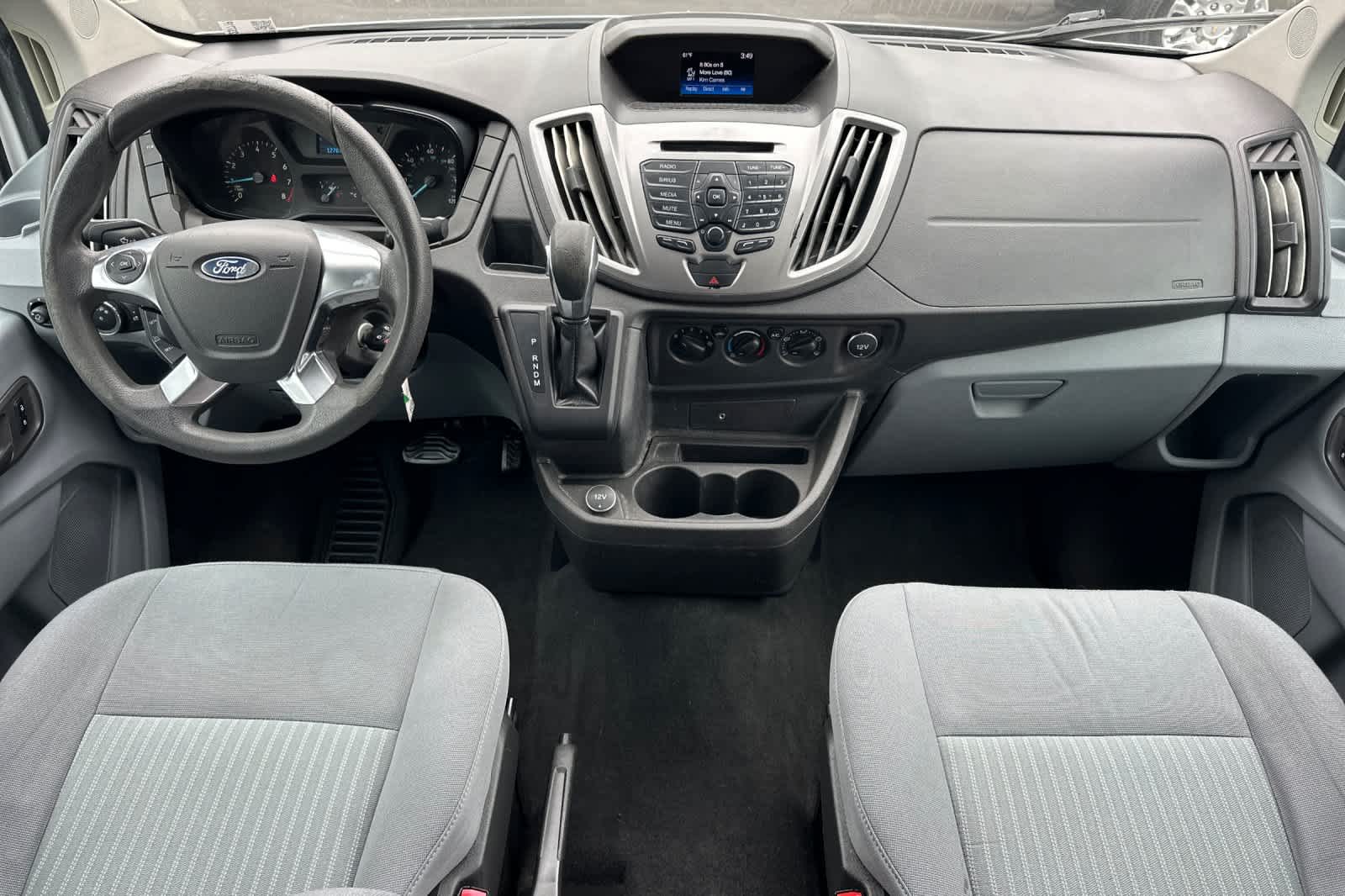 2017 Ford Transit XLT photo 3