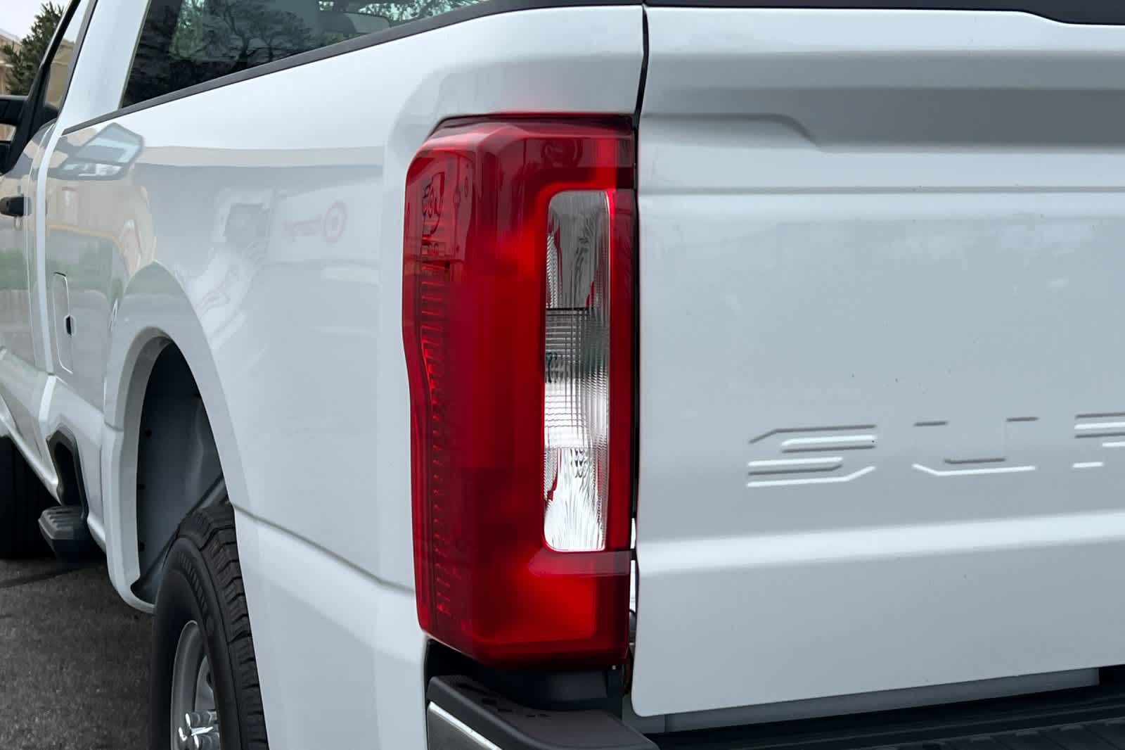 Thumbnail: 2025 Ford Econoline - 22