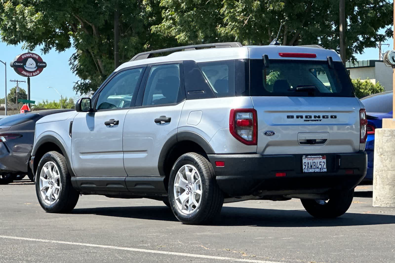 Thumbnail: 2021 Ford Bronco Sport - 6