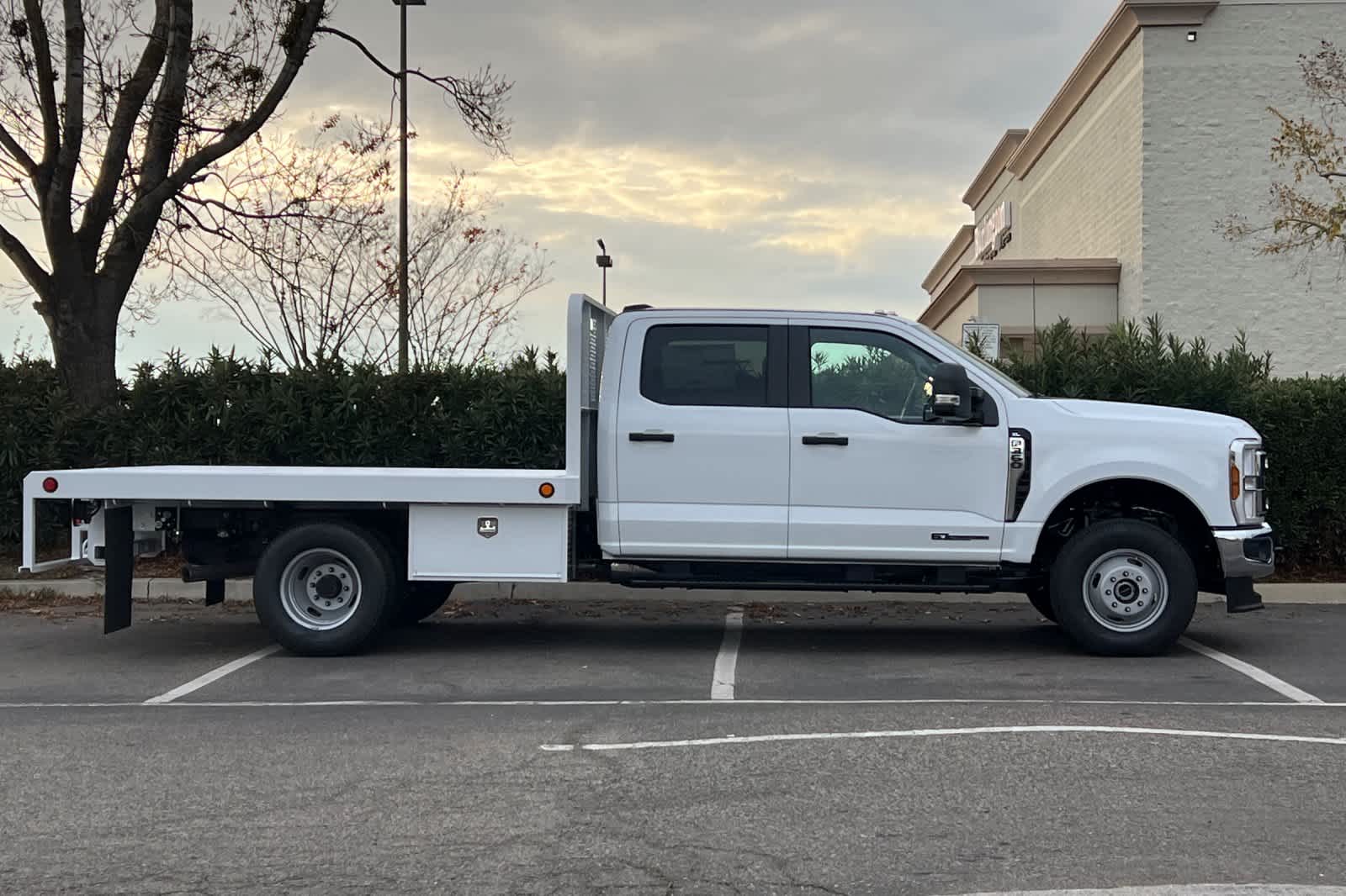 Thumbnail: 2026 Ford Econoline - 8