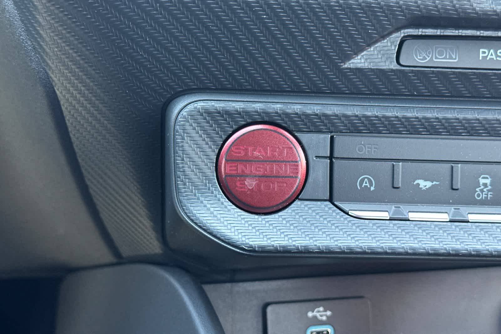 Thumbnail: 2025 Ford Mustang - 22