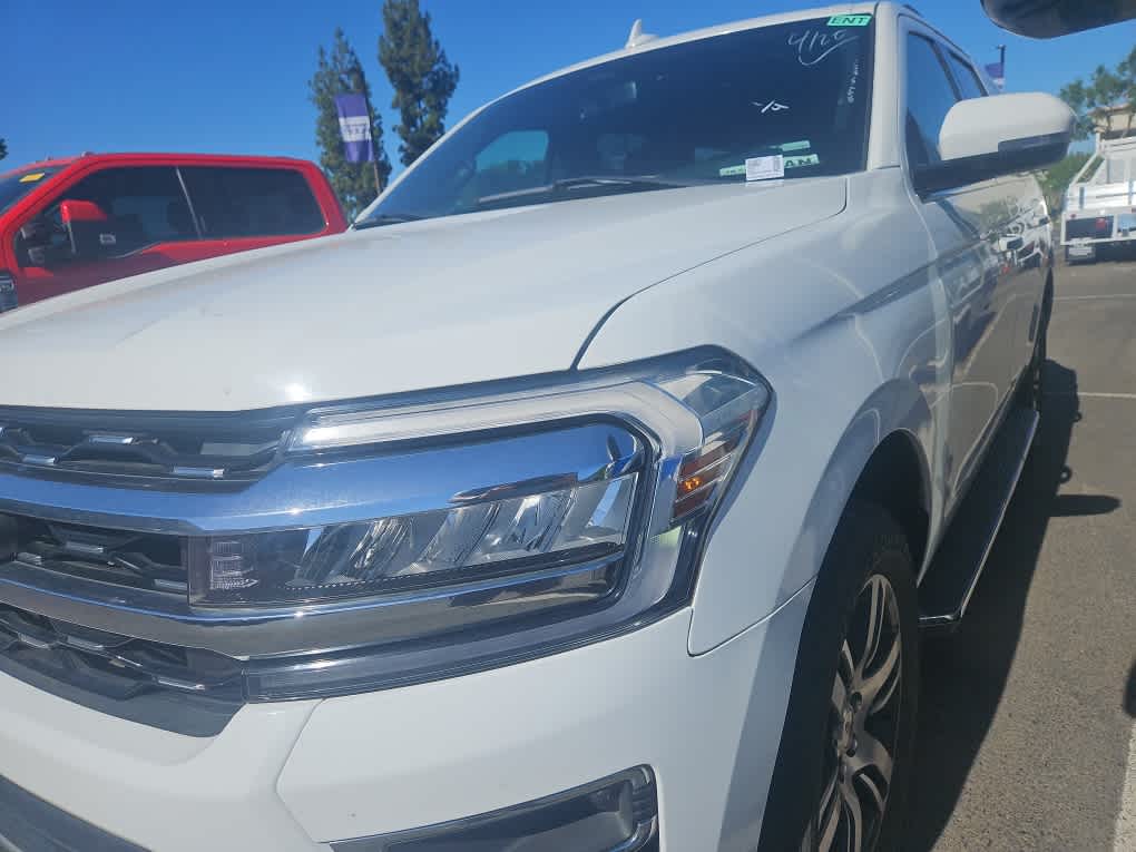2023 Ford Expedition Limited 4X4's photo