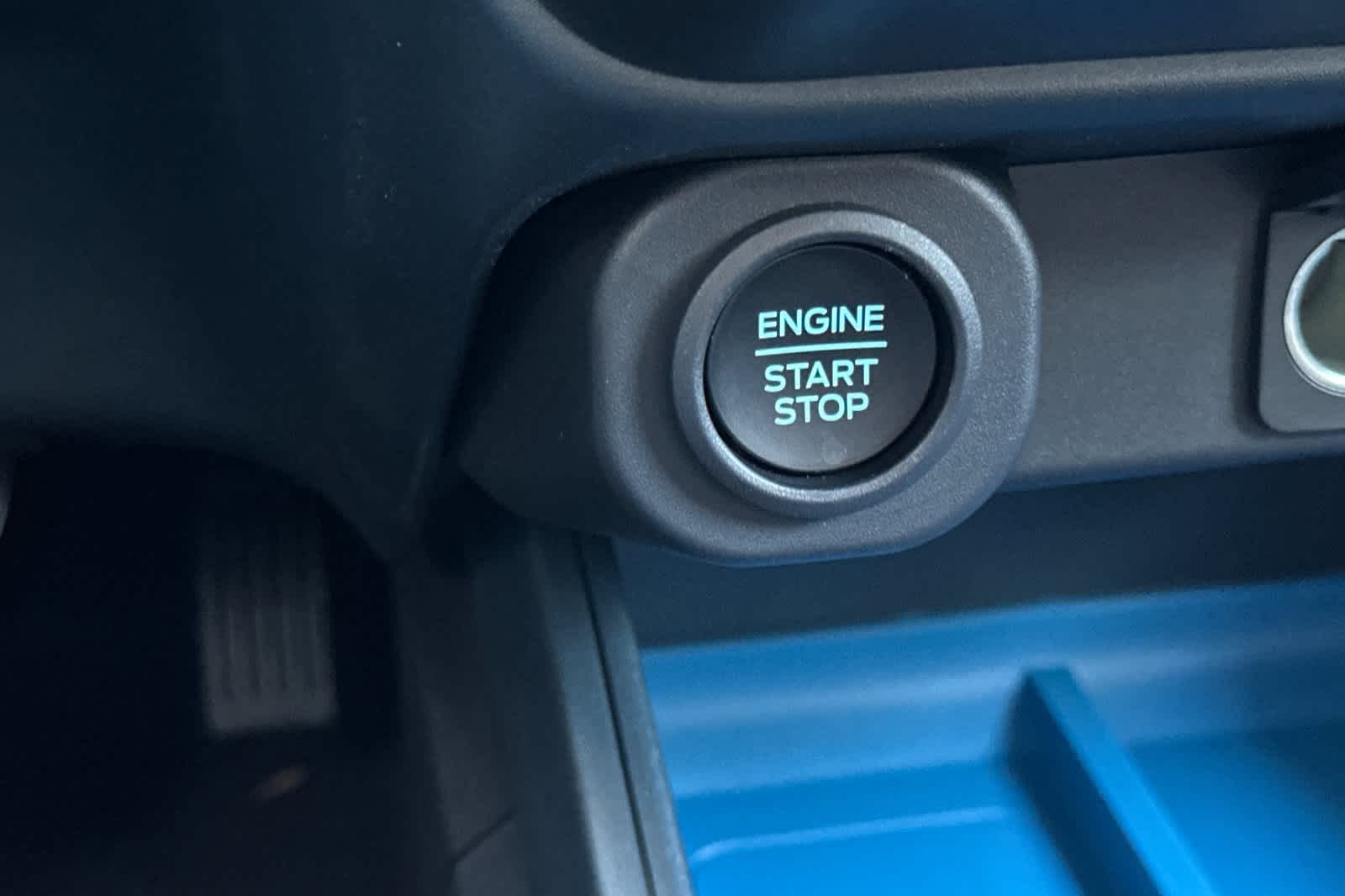 Thumbnail: 2025 Ford Maverick - 22