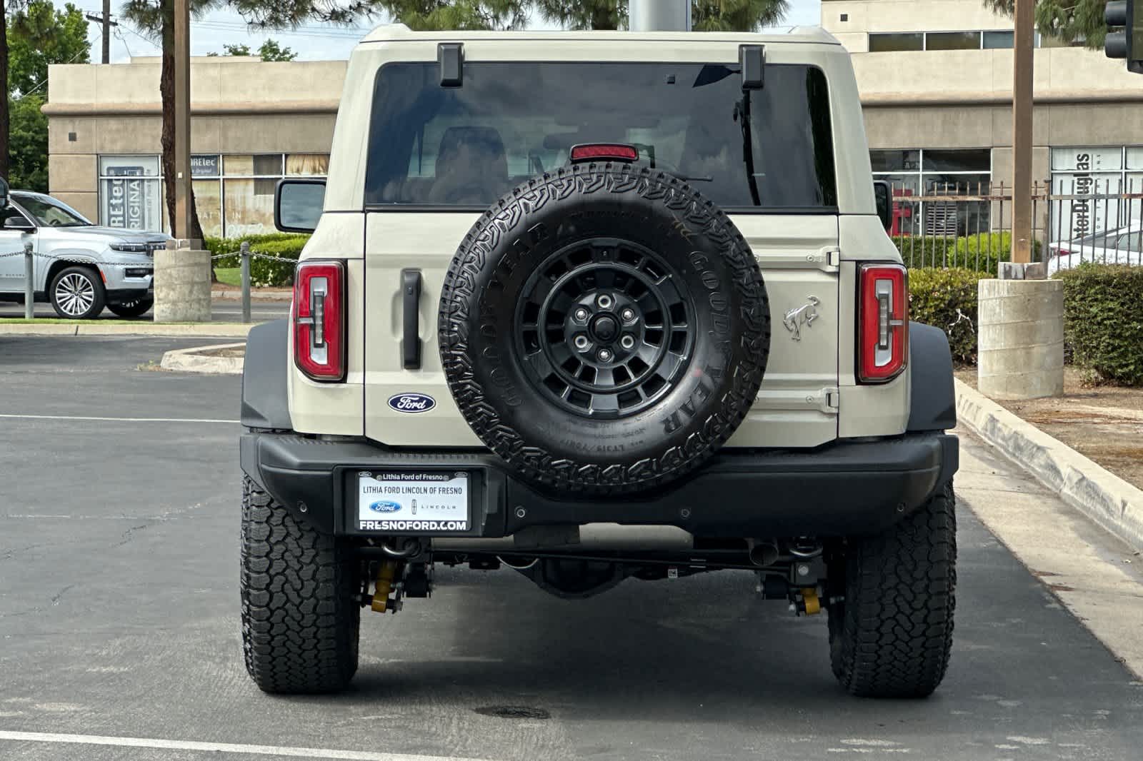 Thumbnail: 2026 Ford Bronco - 7