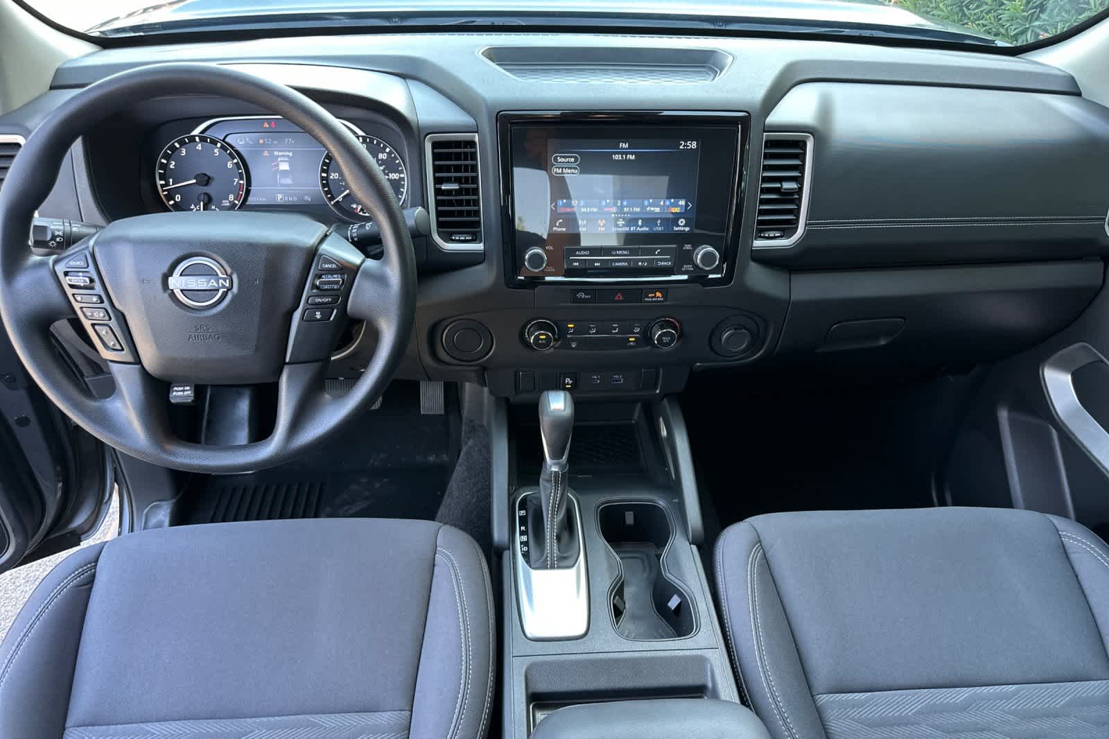 2024 Nissan Frontier SV photo 3