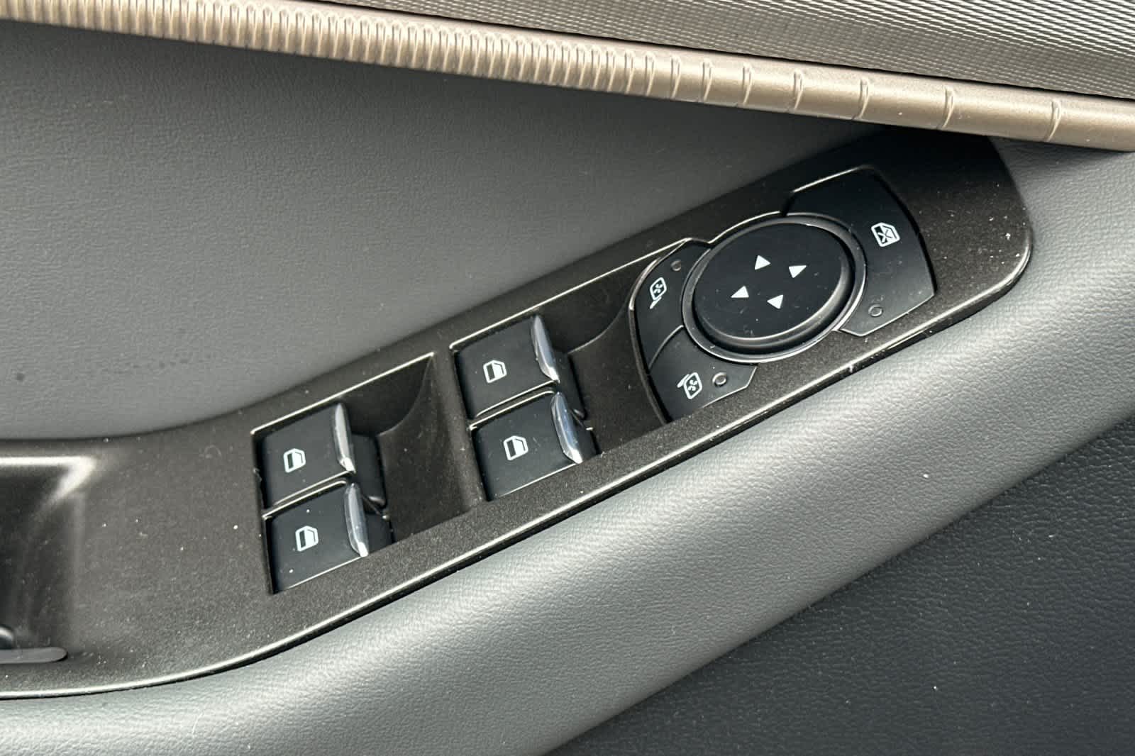 Thumbnail: 2026 Ford Explorer - 14