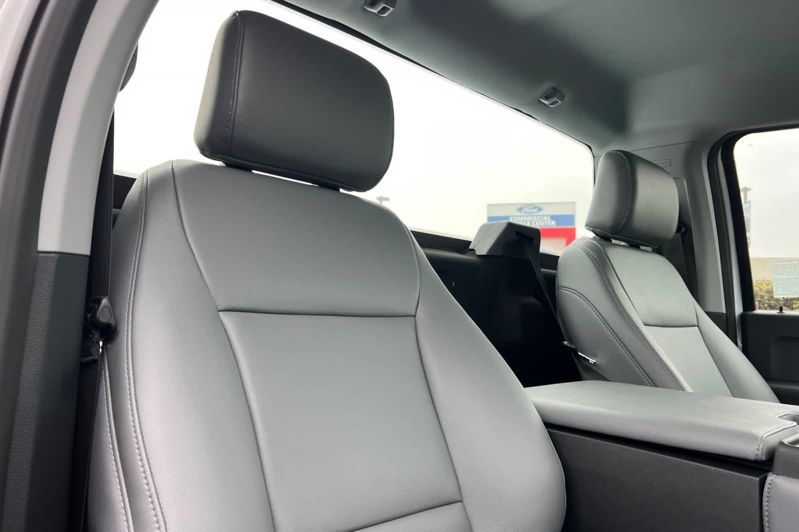 Thumbnail: 2025 Ford Econoline - 14