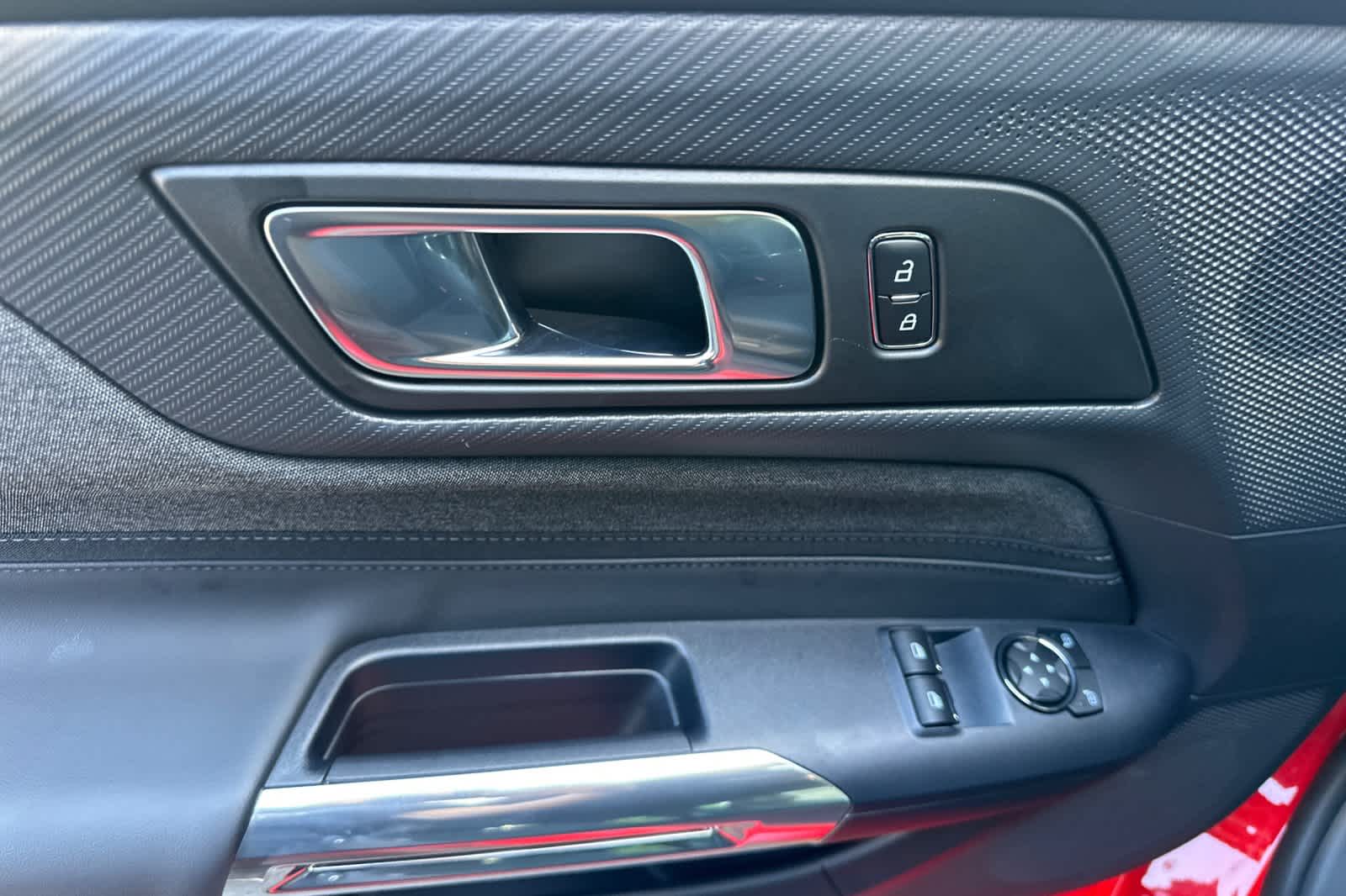 Thumbnail: 2025 Ford Mustang - 13