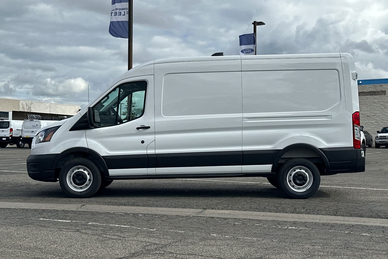 Thumbnail: 2026 Ford Transit Series - 4