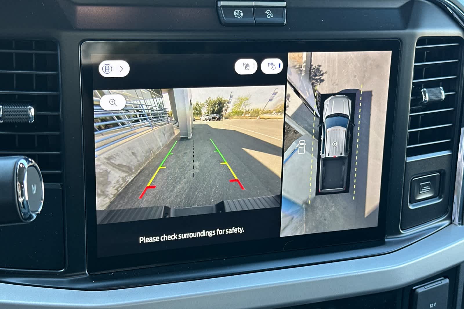 Thumbnail: 2026 Ford Econoline - 22