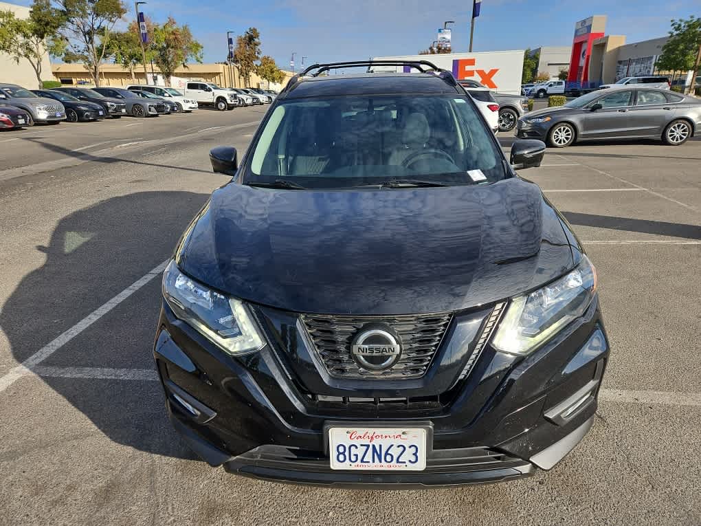 Certified 2018 Nissan Rogue SV with VIN 5N1AT2MT9JC831987 for sale in Fresno, CA