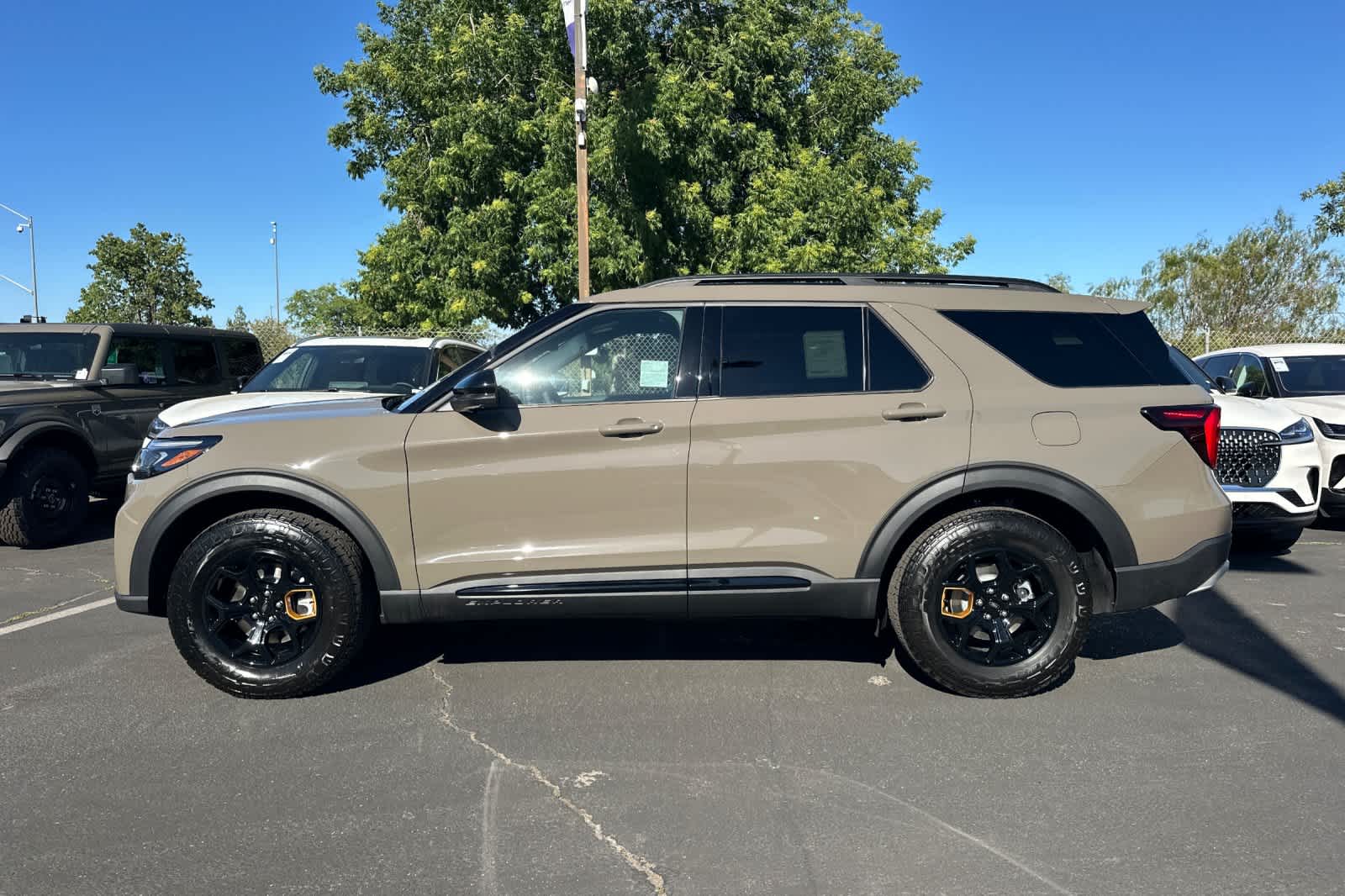 Thumbnail: 2026 Ford Explorer - 5