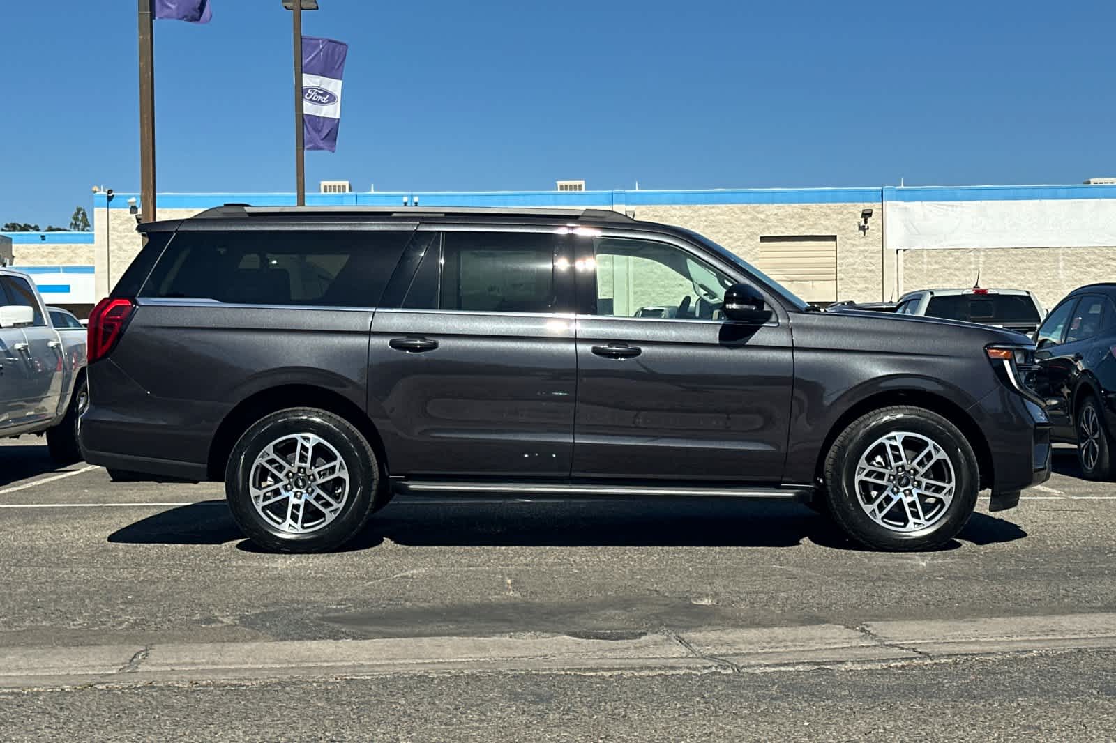 Thumbnail: 2026 Ford Expedition MAX - 8