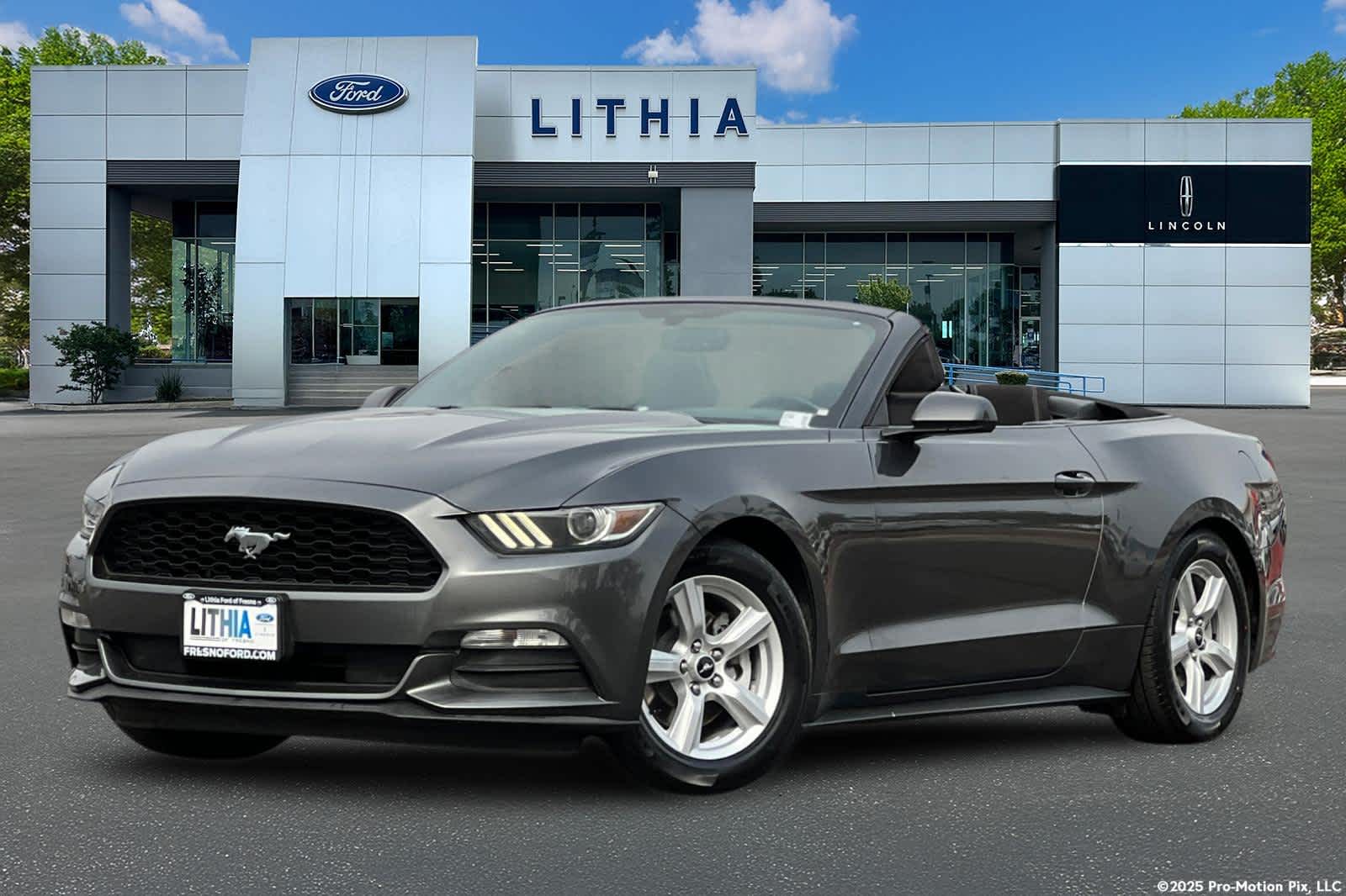 2016 Ford Mustang Convertible 