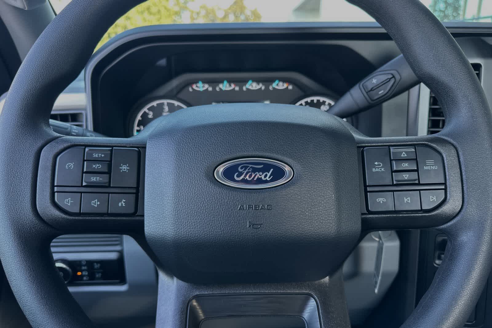 Thumbnail: 2024 Ford Econoline - 18