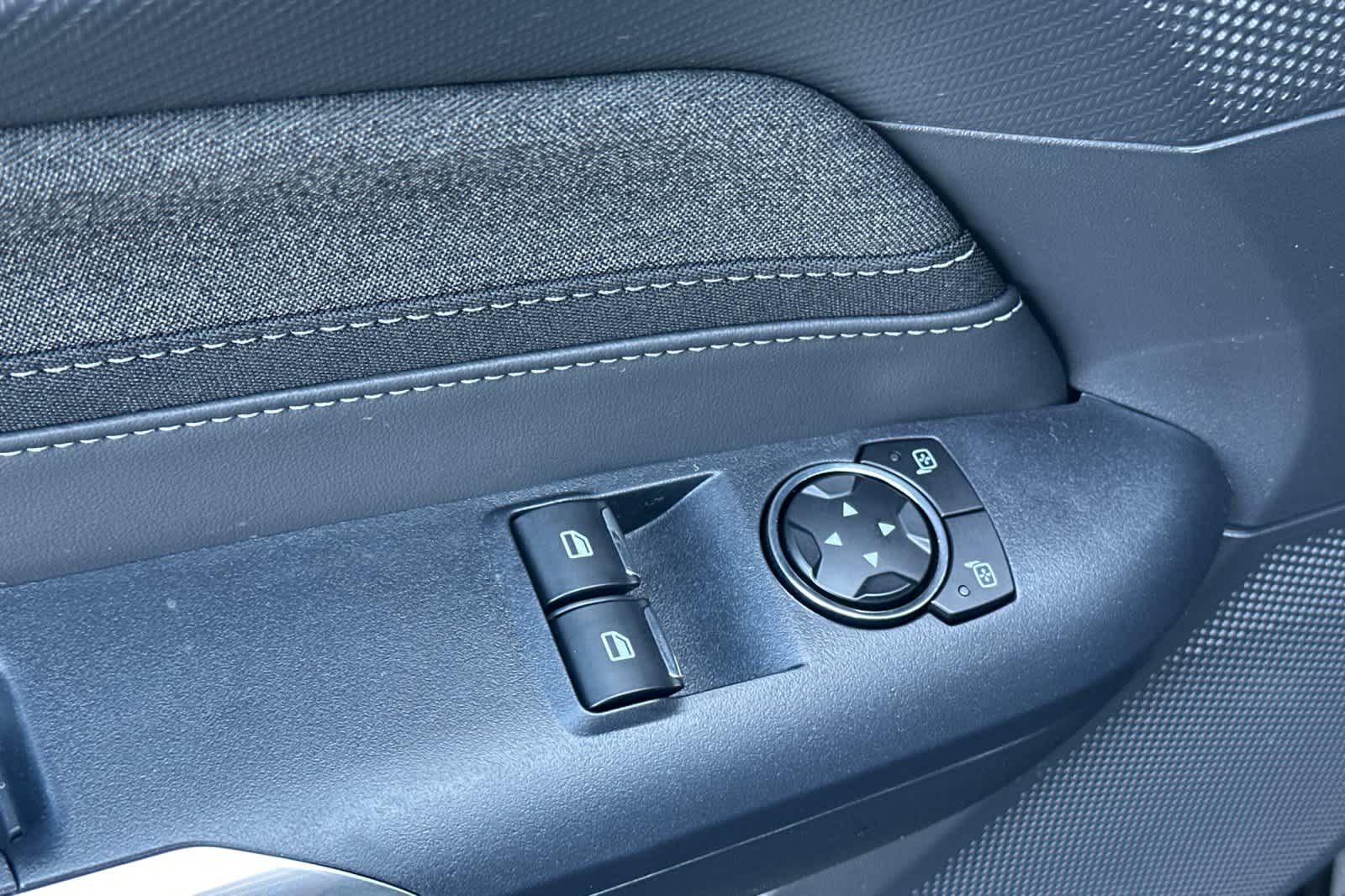 Thumbnail: 2025 Ford Mustang - 14