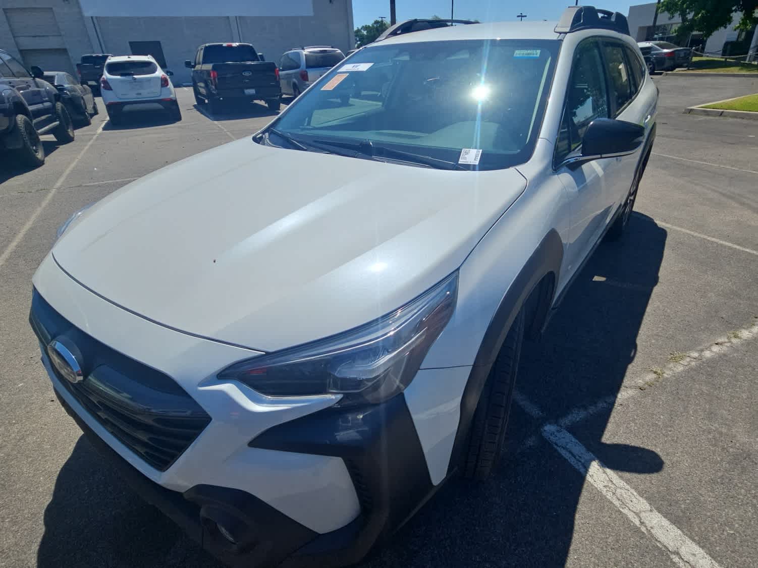 2023 Subaru Outback Premium's photo