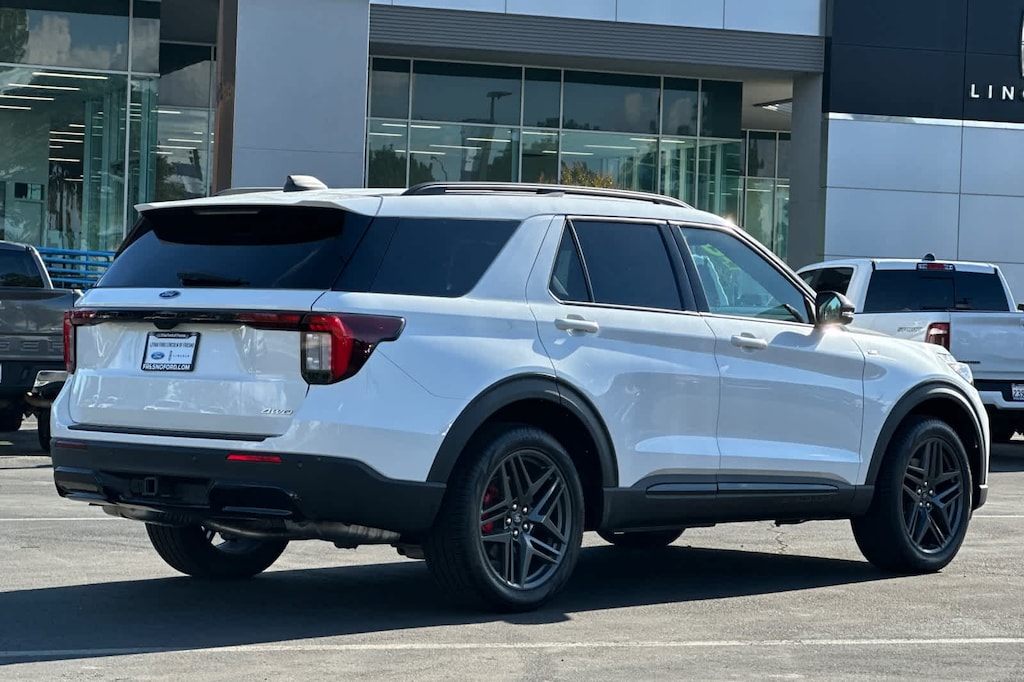 New 2025 Ford Explorer ST-Line SUV