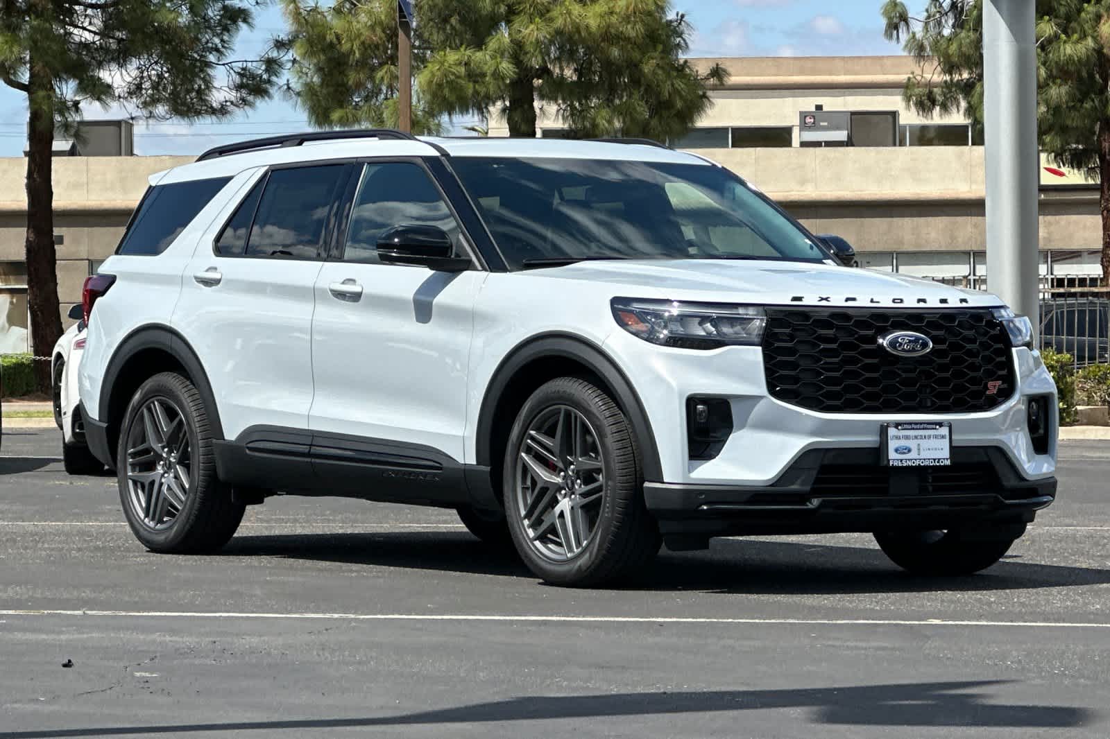 Thumbnail: 2026 Ford Explorer - 10