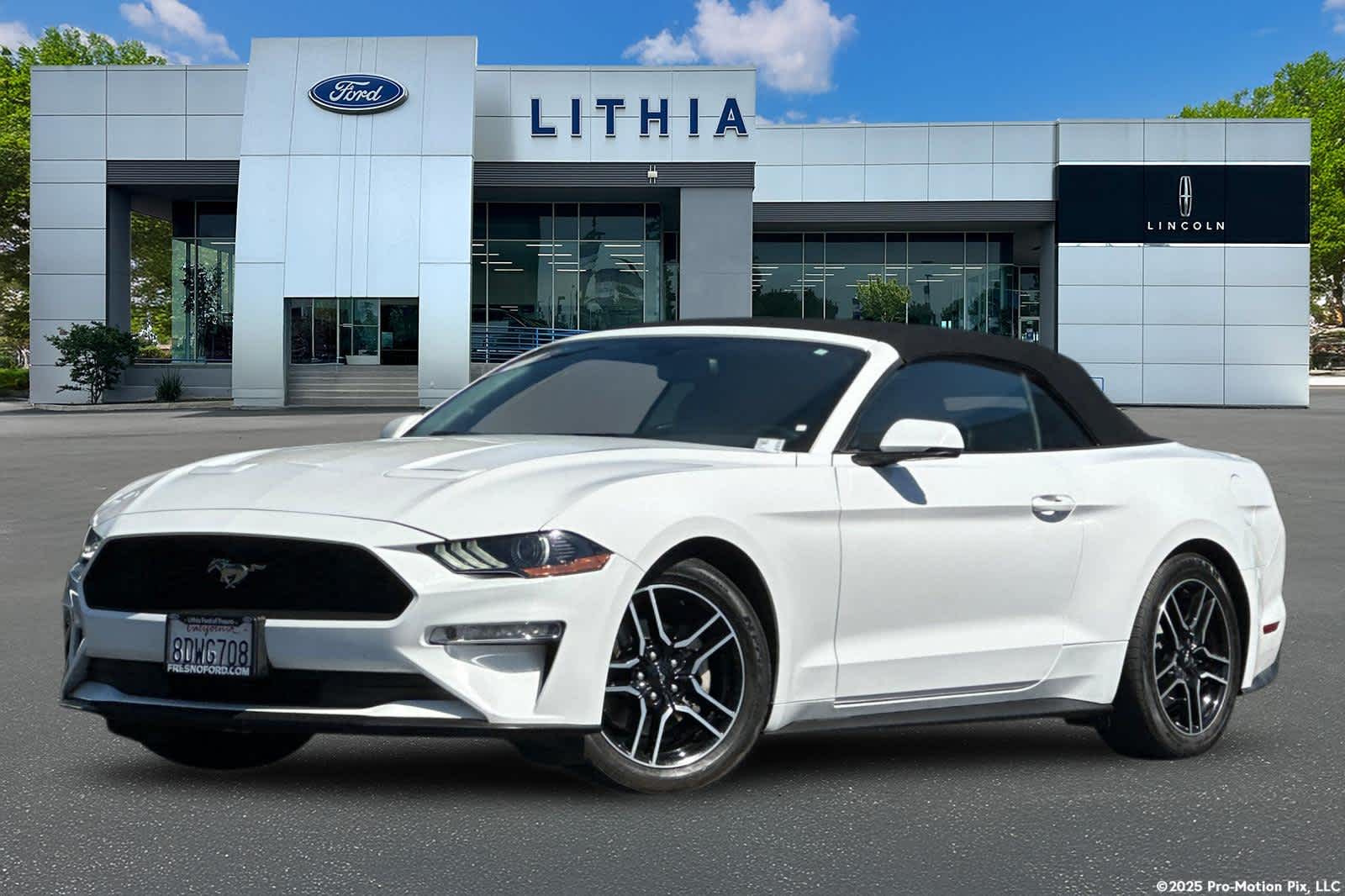 2018 Ford Mustang EcoBoost Convertible Premium's photo