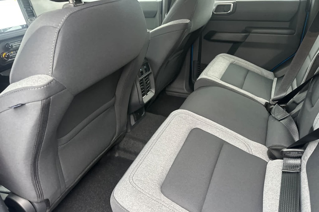 New 2025 Ford Bronco Base SUV