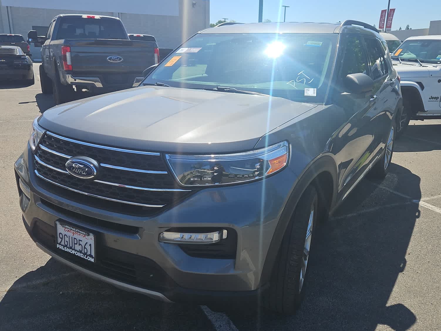 2023 Ford Explorer's photo