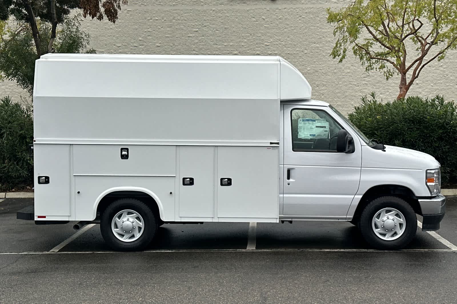 Thumbnail: 2026 Ford Econoline - 6