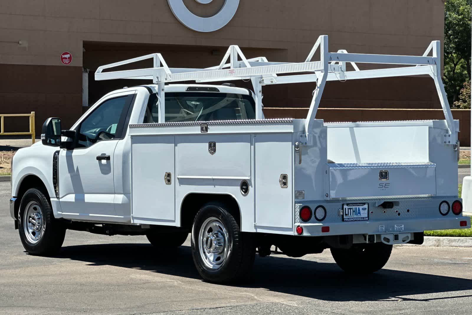 Thumbnail: 2026 Ford Econoline - 4