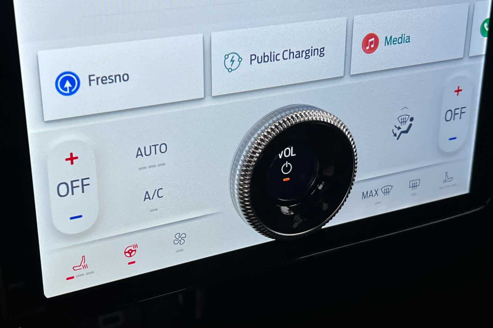 Thumbnail: 2025 Ford Mustang Mach-E - 22