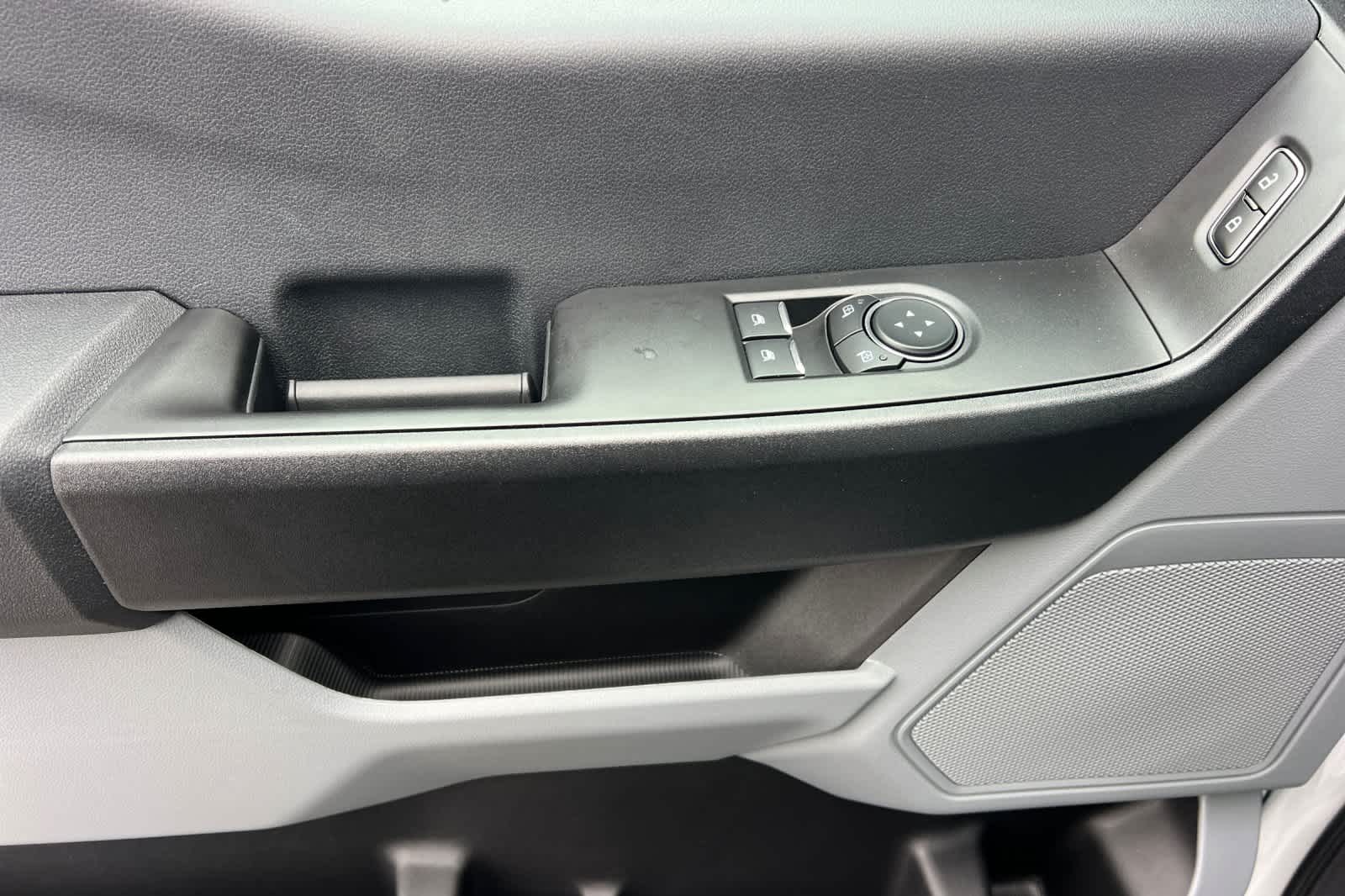 Thumbnail: 2025 Ford Econoline - 11