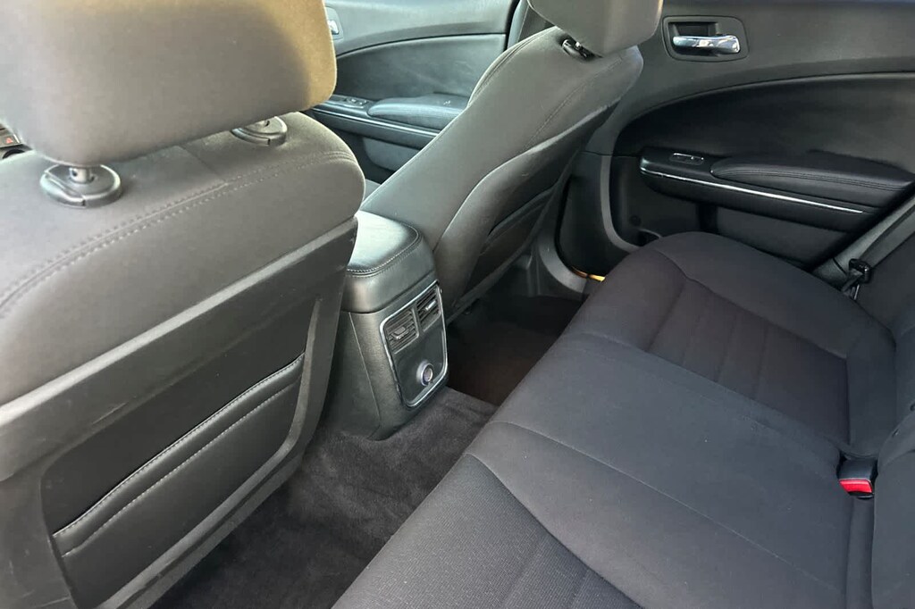 Used 2013 Dodge Charger SXT Sedan