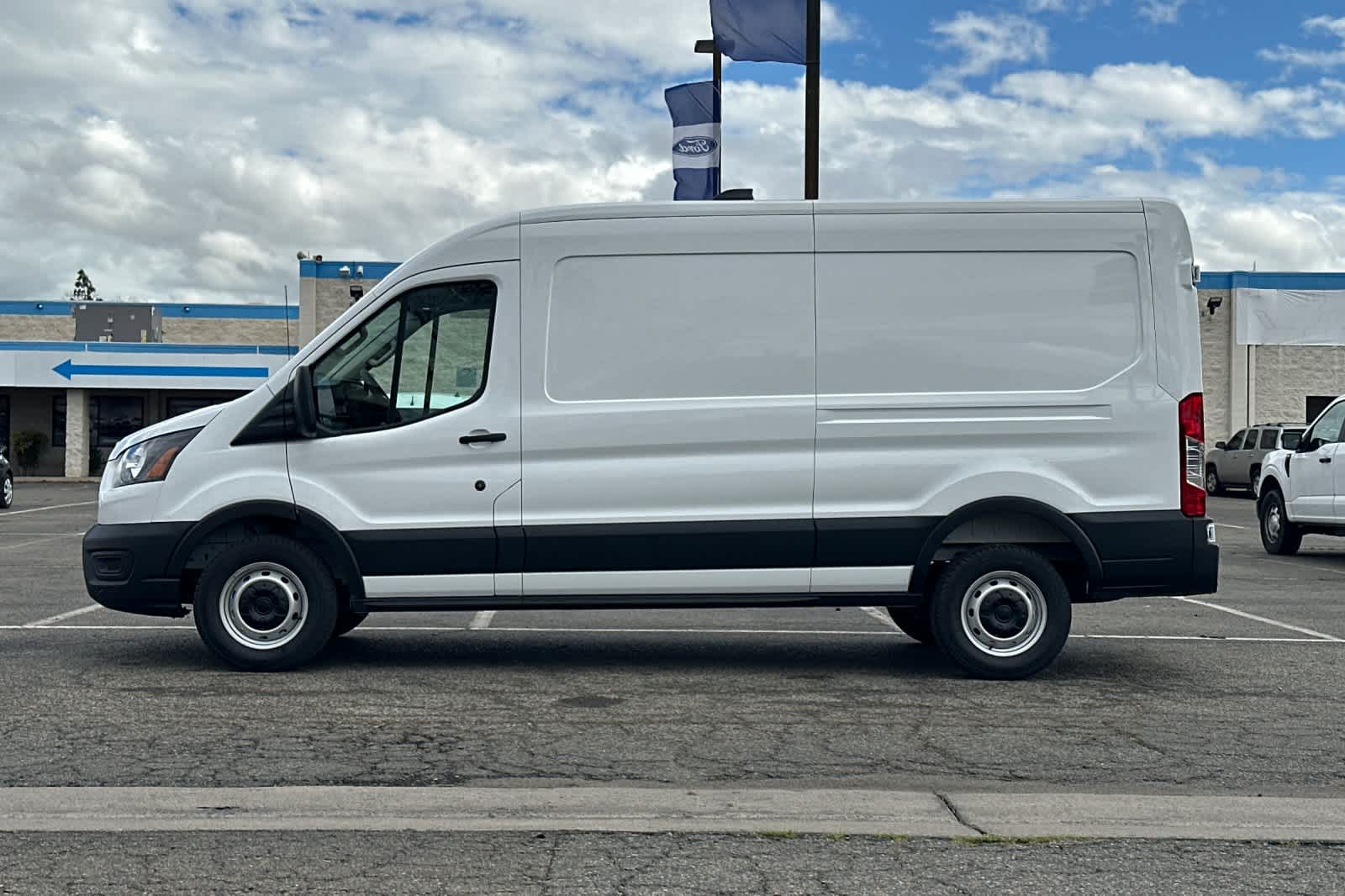 Thumbnail: 2026 Ford Transit Series - 4
