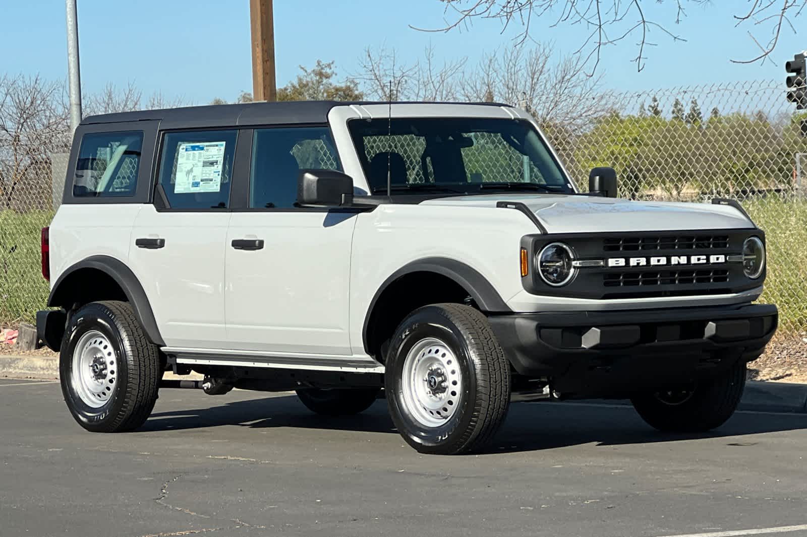 Thumbnail: 2026 Ford Bronco - 10