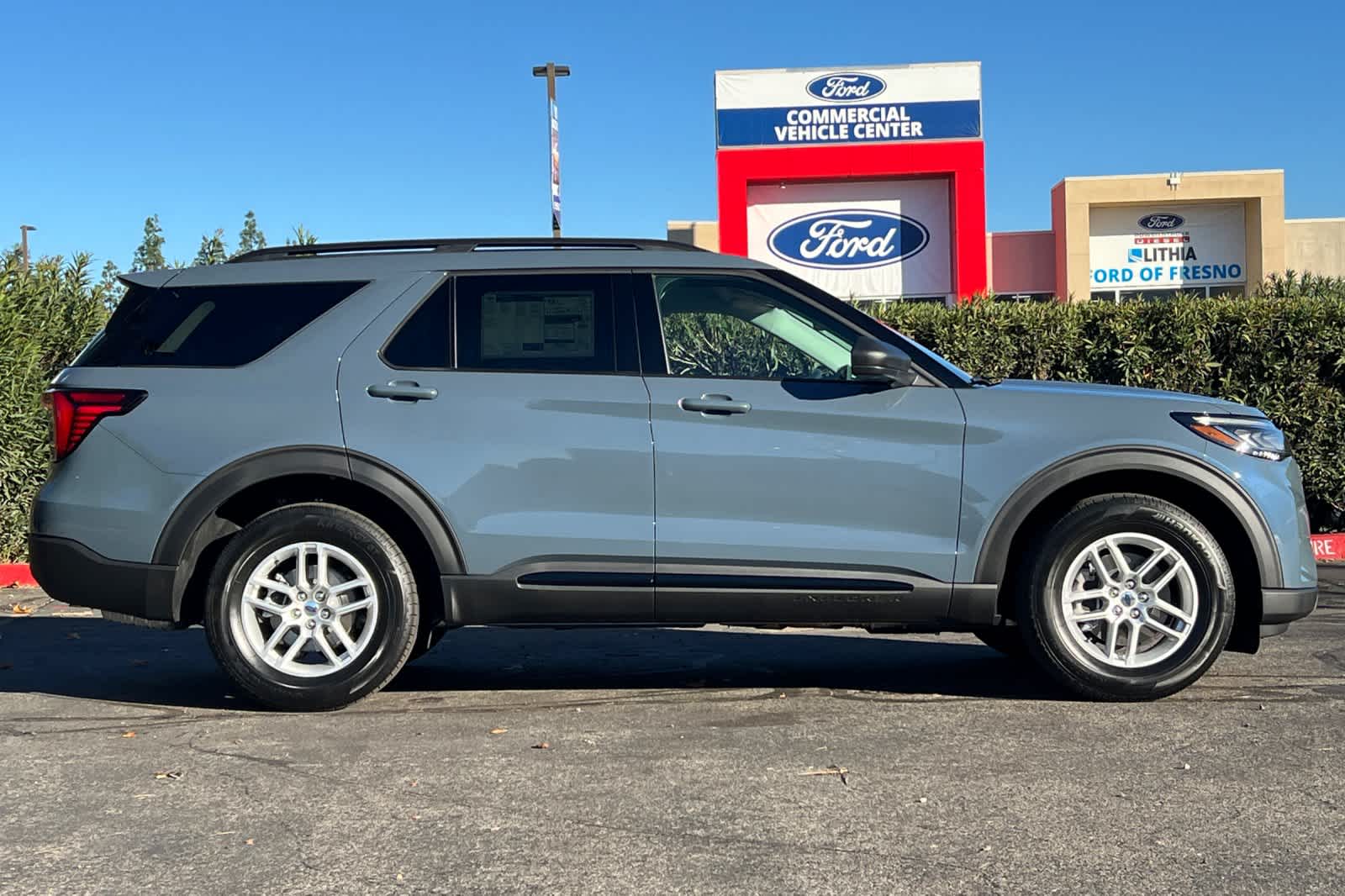 Thumbnail: 2026 Ford Explorer - 8