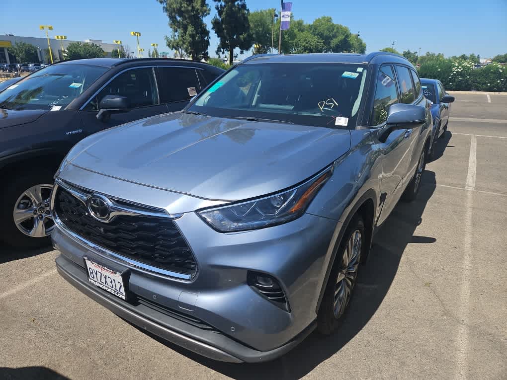 2022 Toyota Highlander Platinum 4x4 V6's photo