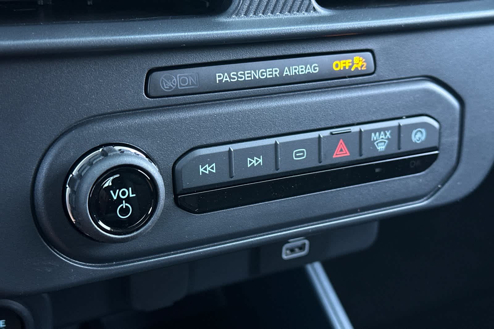 Thumbnail: 2026 Ford Maverick - 19