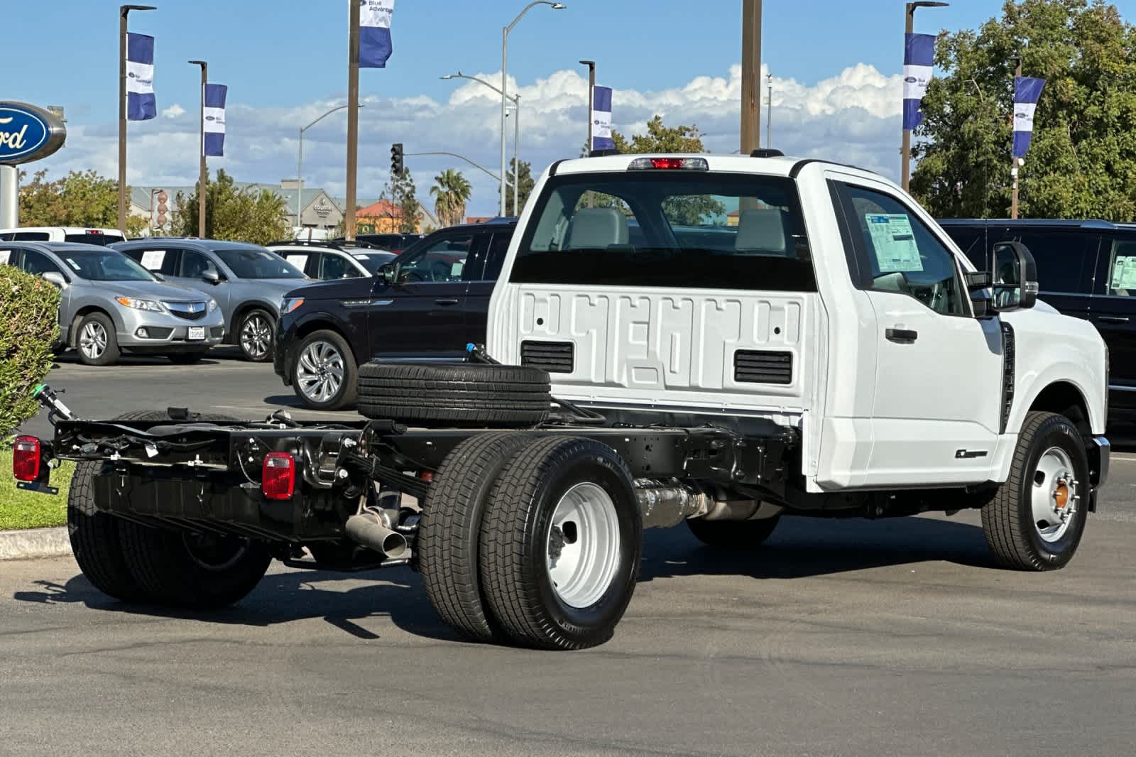 2024 Ford F-350 XL photo 2