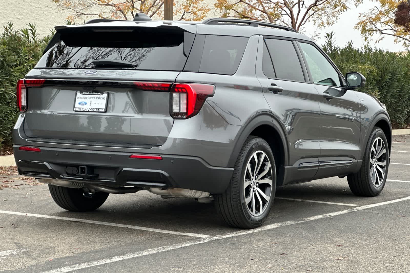 Thumbnail: 2026 Ford Explorer - 2