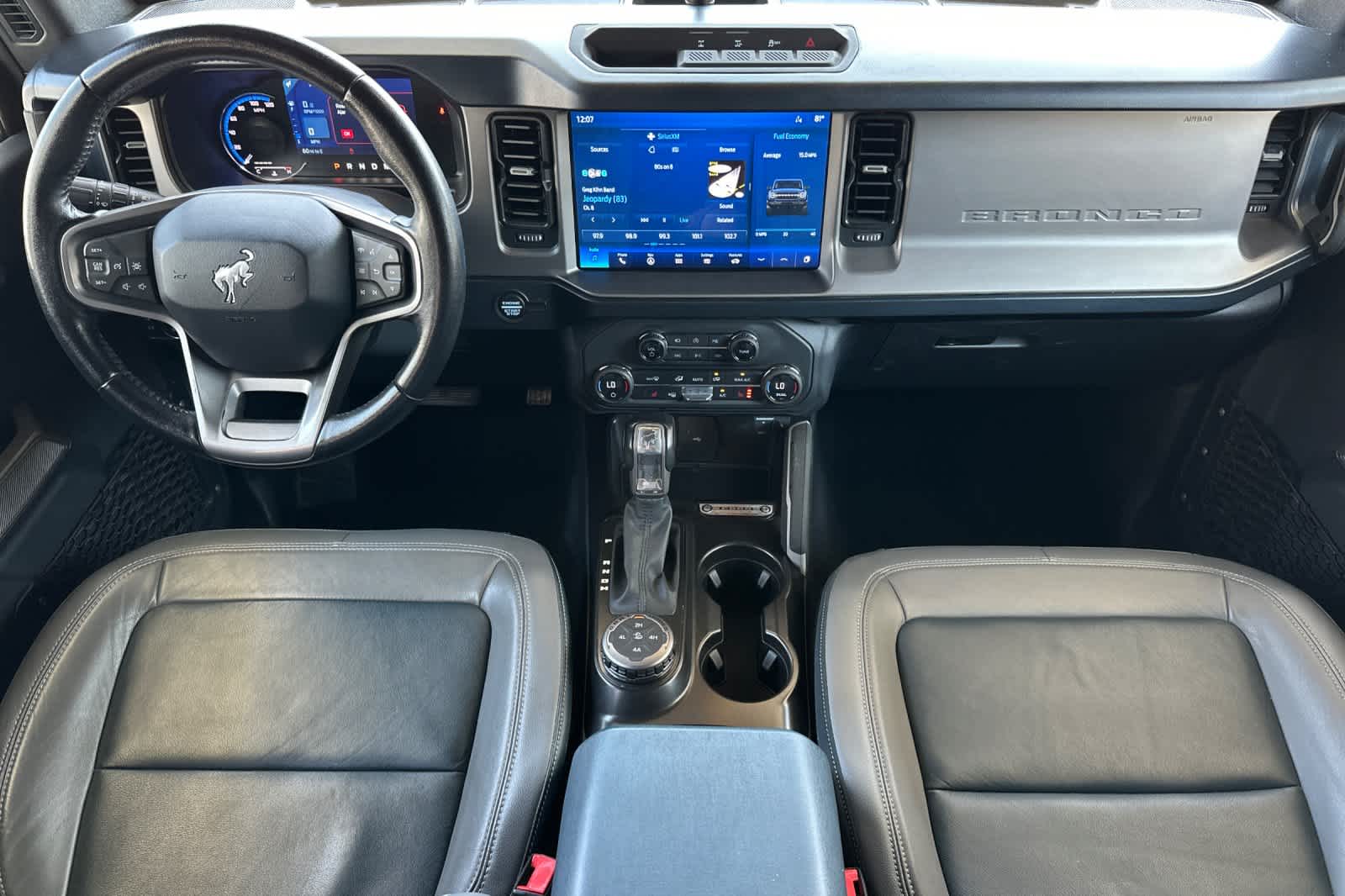 2021 Ford Bronco Outer Banks photo 3