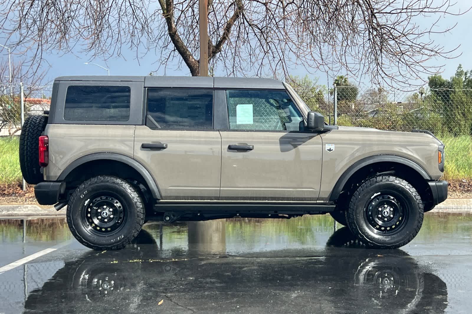 Thumbnail: 2026 Ford Bronco - 8