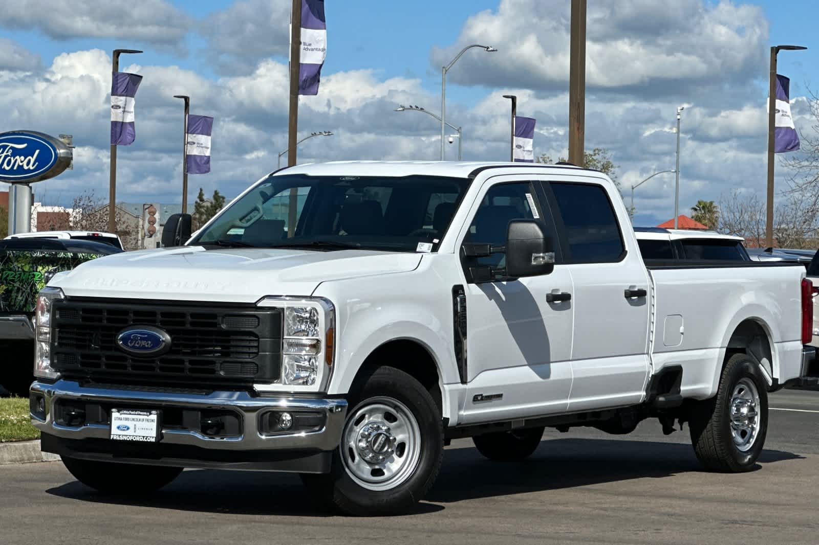 2024 Ford Econoline E-350 -
                Fresno, CA