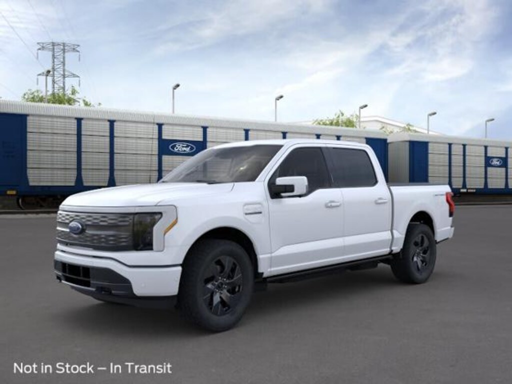 New 2023 Ford F-150 Lightning Lariat 4WD Supercrew 5.5 Box Crew Cab Pickup