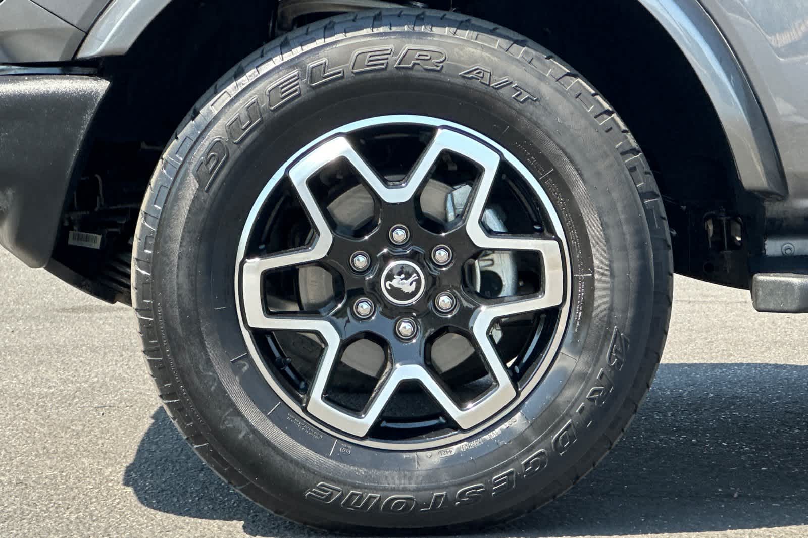 Thumbnail: 2021 Ford Bronco - 26