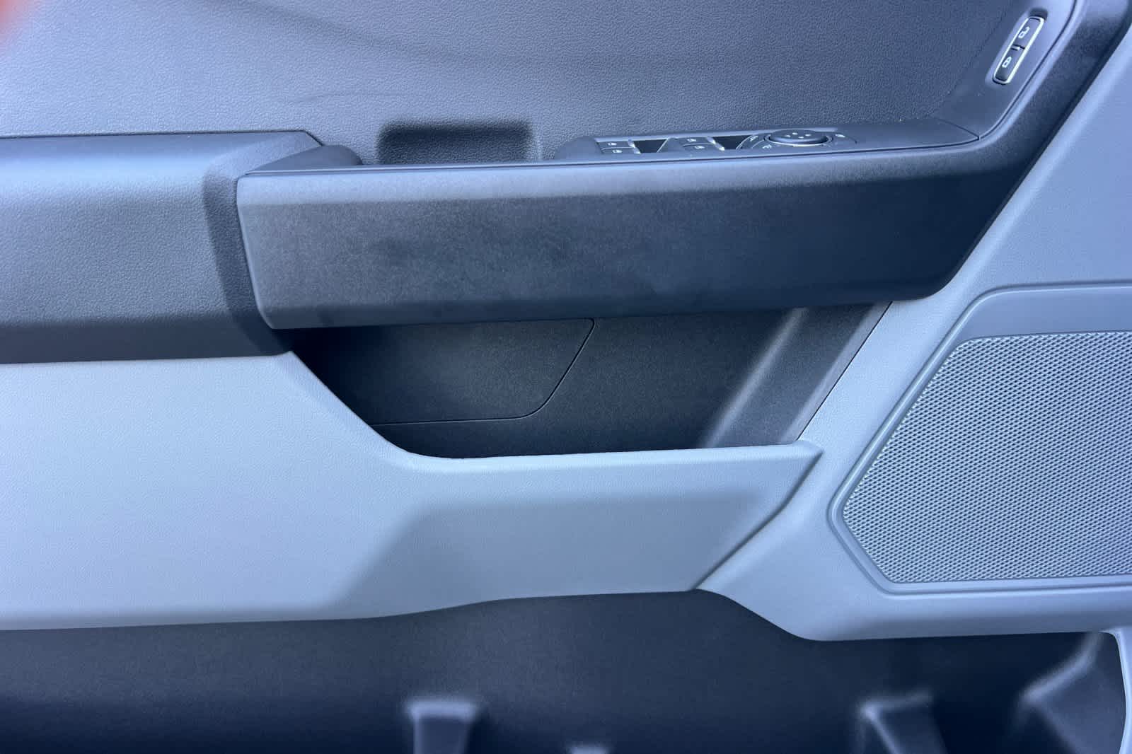 Thumbnail: 2026 Ford Econoline - 13