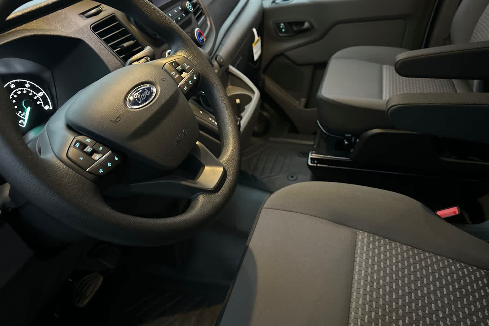 Thumbnail: 2025 Ford Transit Series - 12