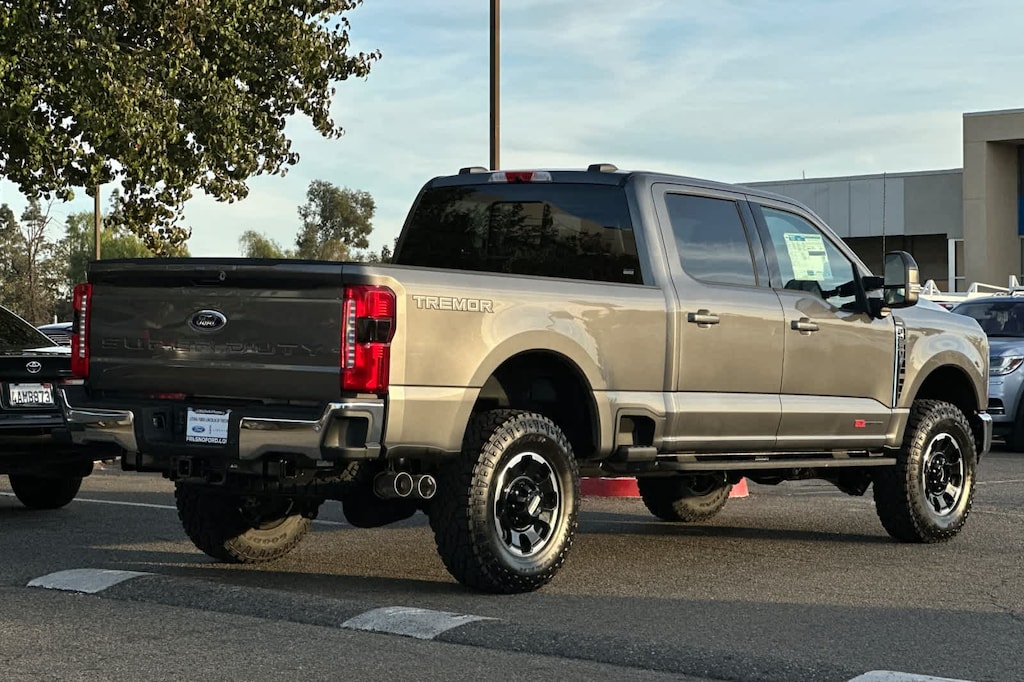 New 2026 Ford Super Duty F-250 SRW Lariat Truck