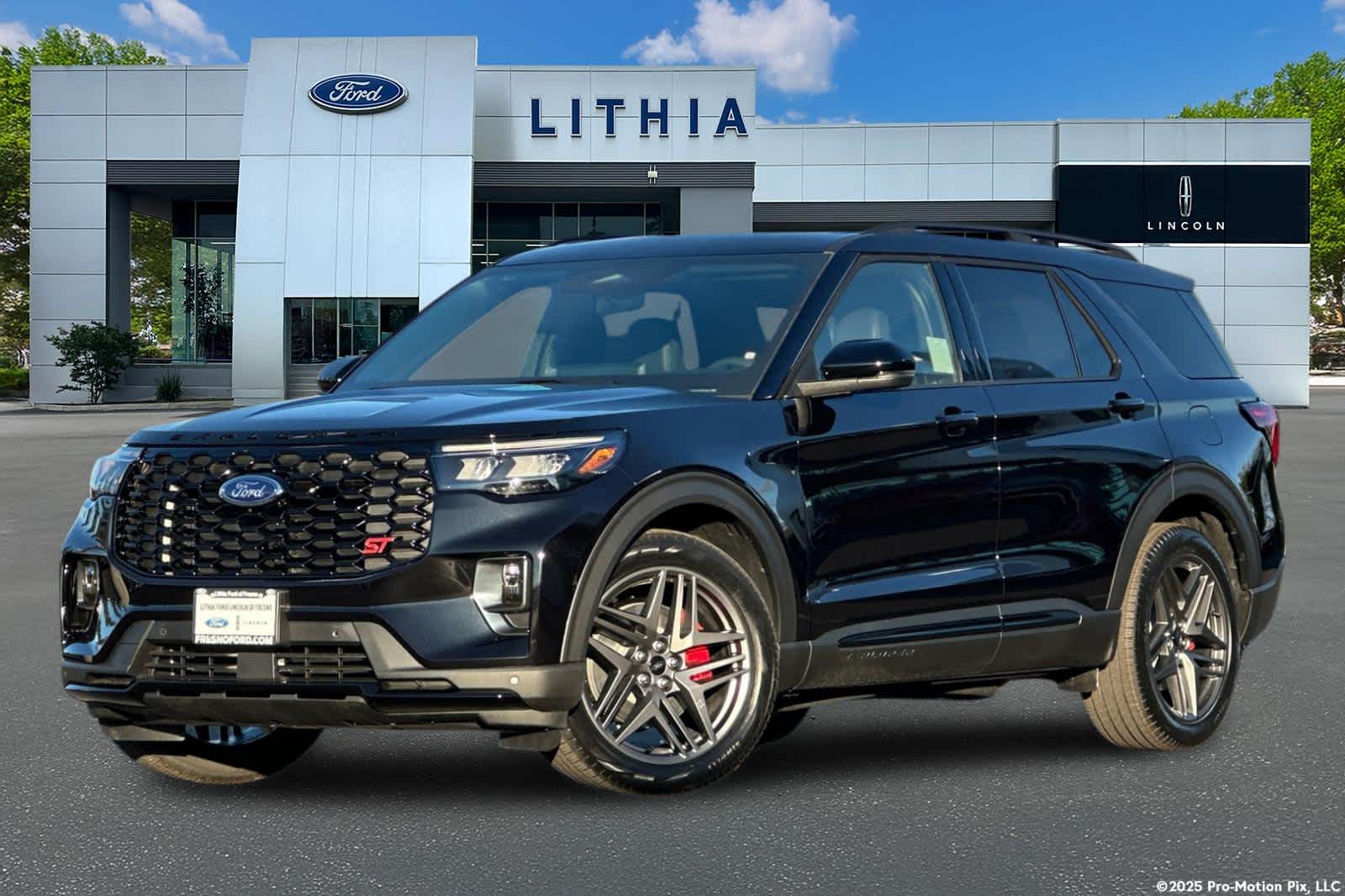 2026 Ford Explorer ST's photo