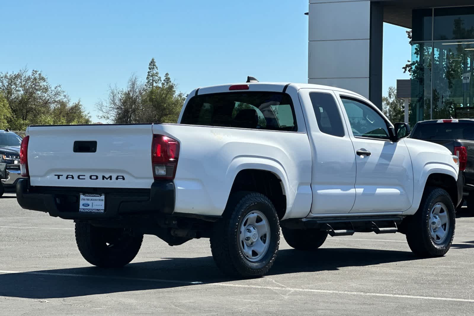 2022 Toyota Tacoma SR photo 2