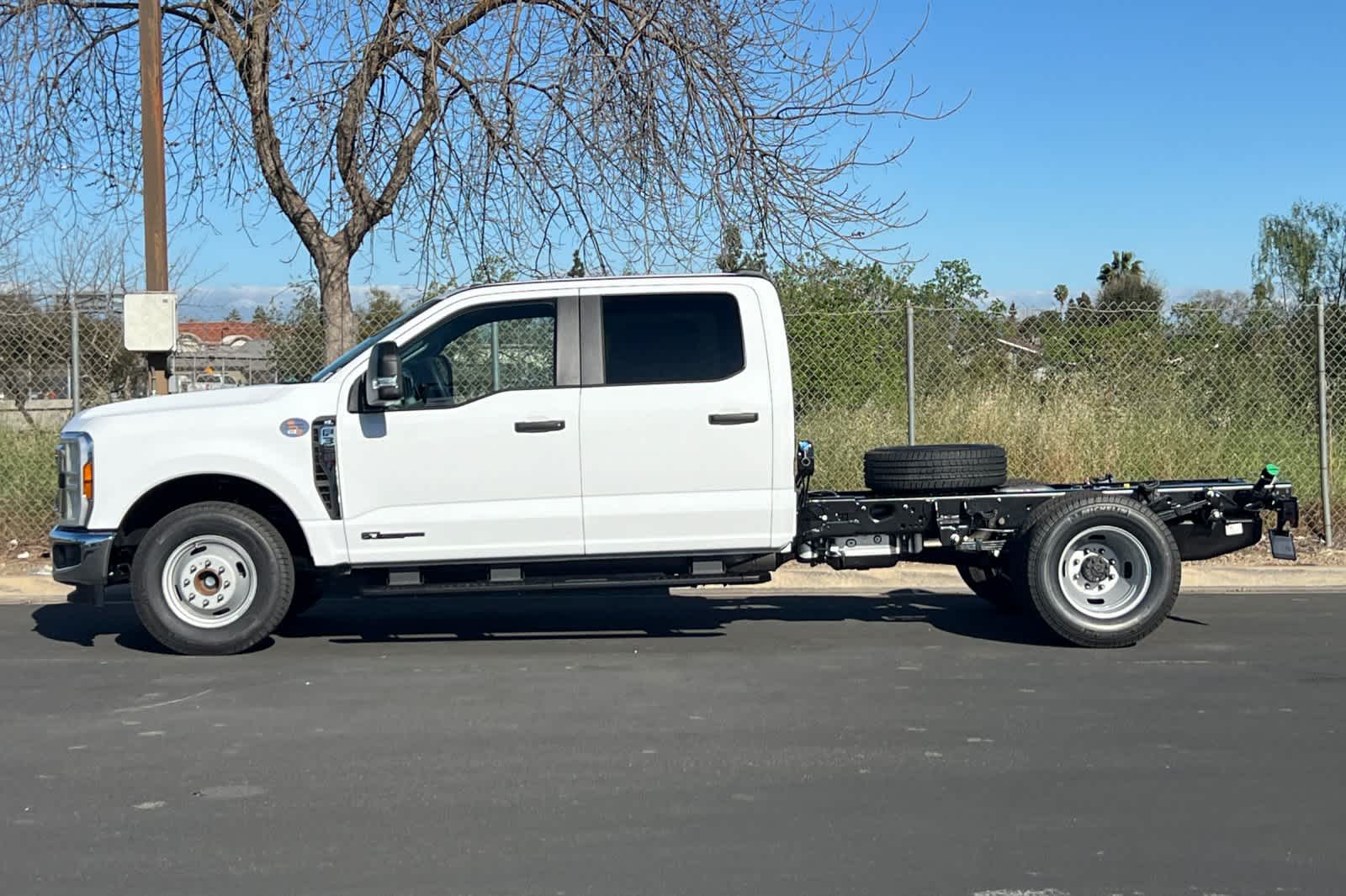 Thumbnail: 2026 Ford Econoline - 5